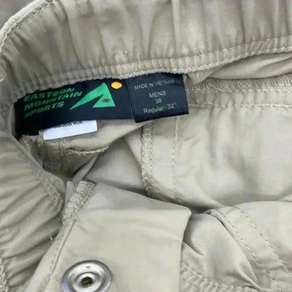 Eastern Mountain Sports Men’s Nylon Cargo Pants Tan Size 38 x 32” - Picture 11 of 11